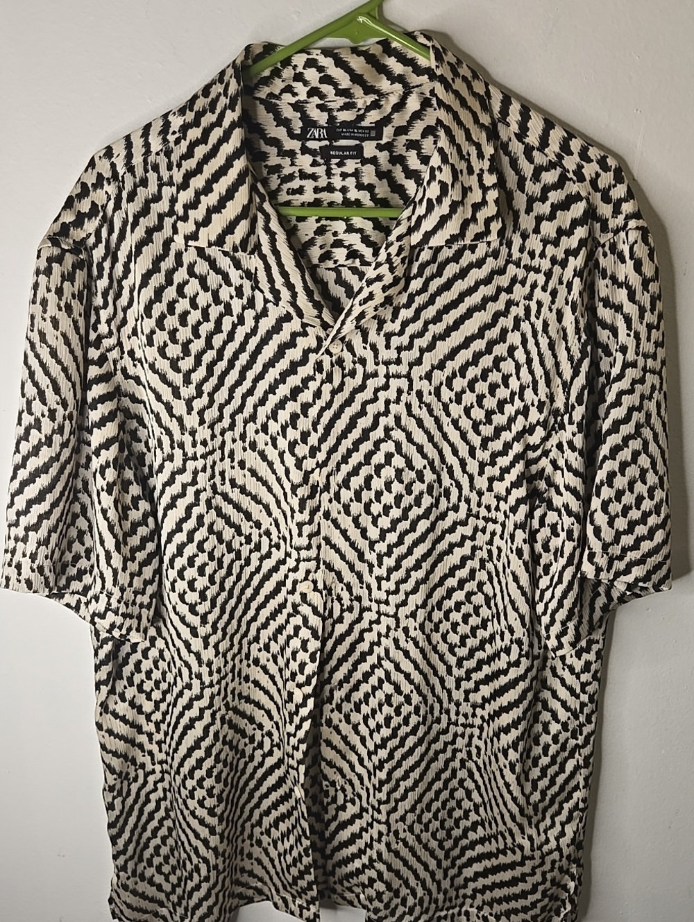 Zara Black & Cream Patterned Short-Sleeve Button Jacket